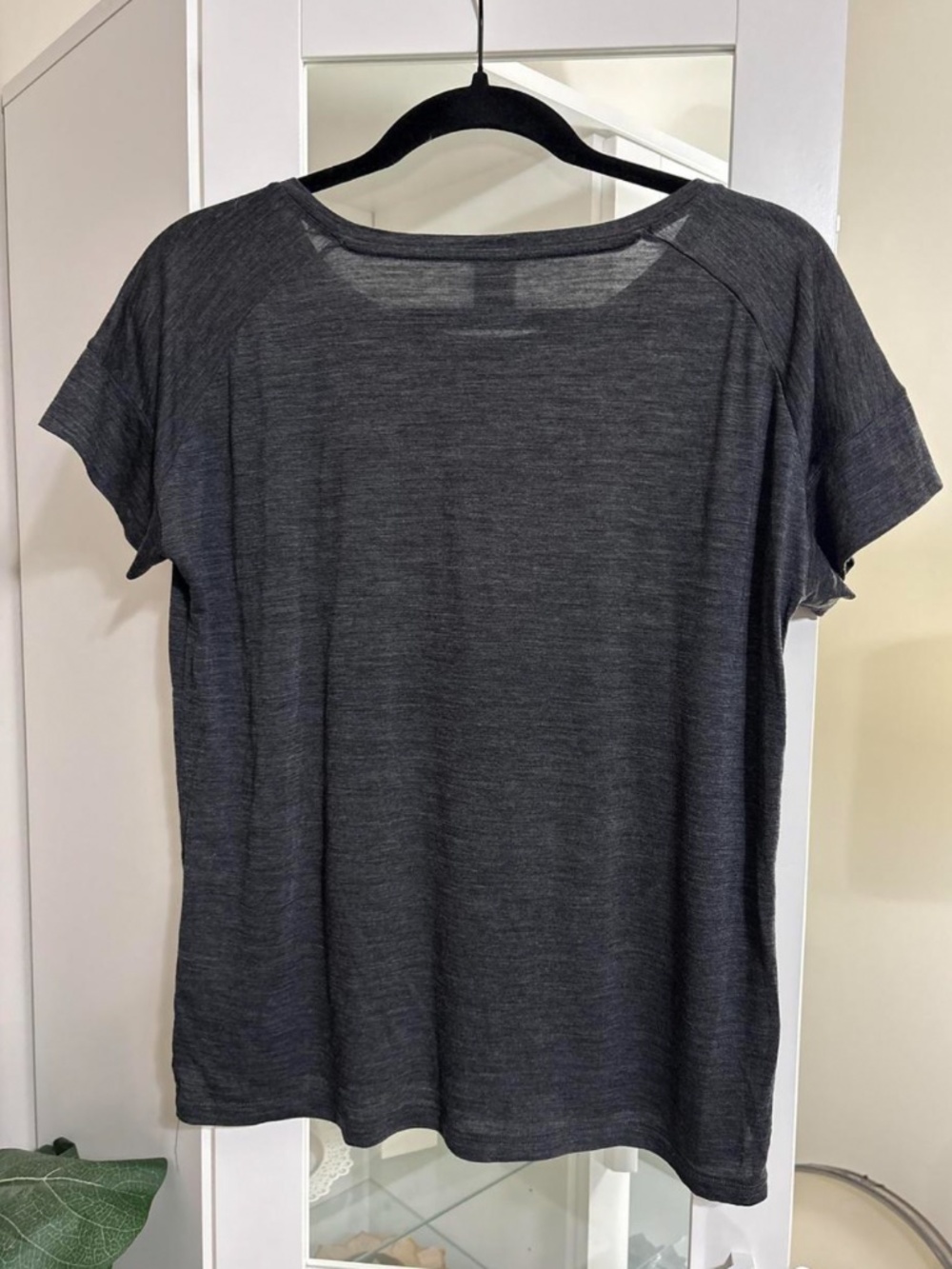 Icebreaker Merino Wool Blend Heather Grey Top size Small - Picture 4 of 5